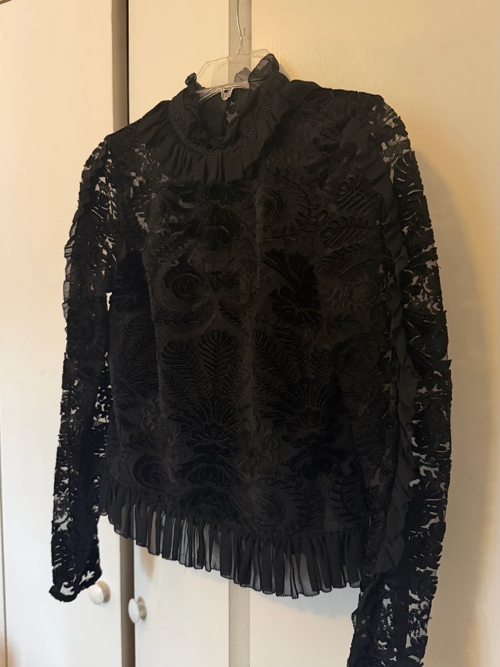 Monique Lhuillier Women's Black Lace Ruffle-Neck Long Sleeve Blouse